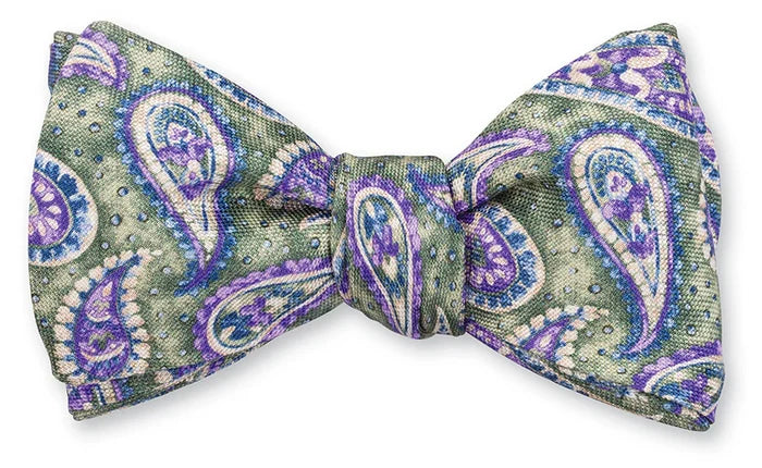 Green Bernadette Pine Bow Tie