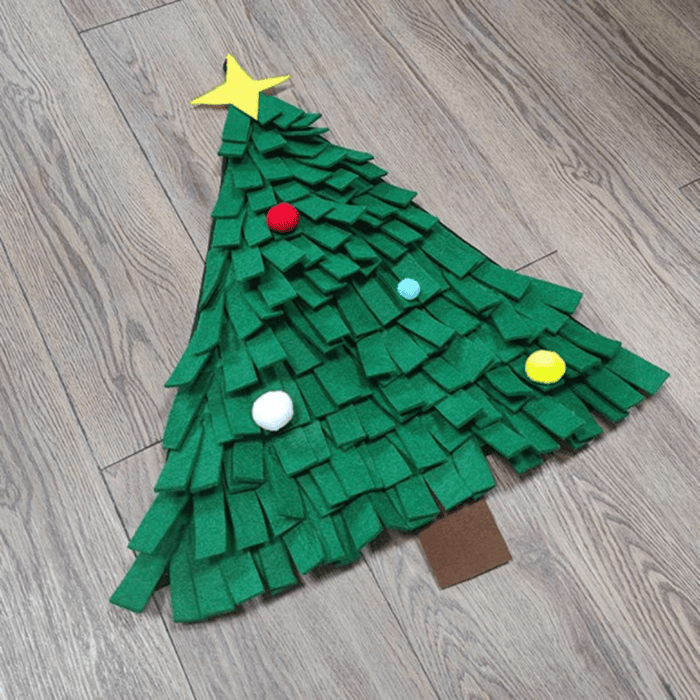 Gadget Gerbil Christmas Tree Shaped Dog Snuffle Mat