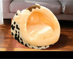 Gadget Gerbil Cow Shaped Cat Bed