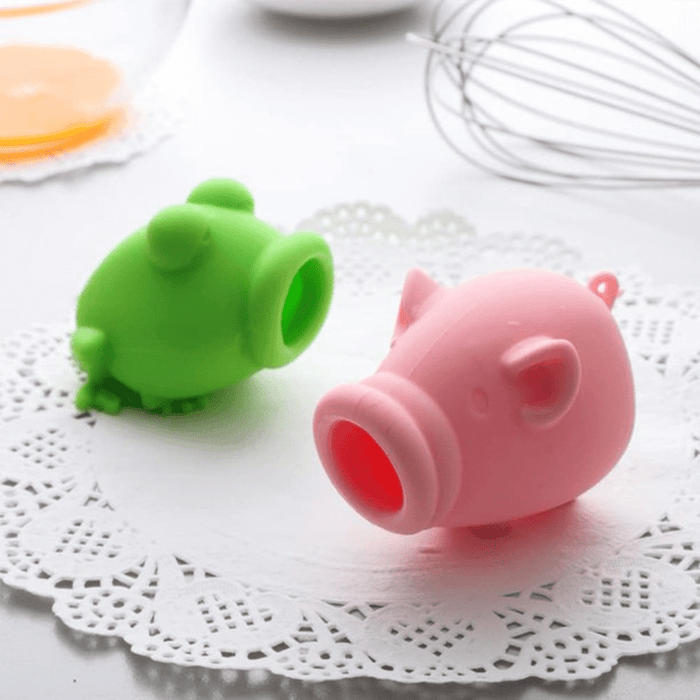 Gadget Gerbil Silicone Pig Shaped Egg Yolk Separator