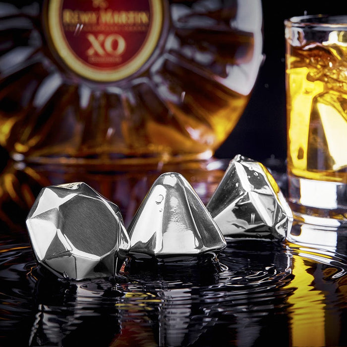 Gadget Gerbil Stainless Steel Diamond Shaped Ice Cubes