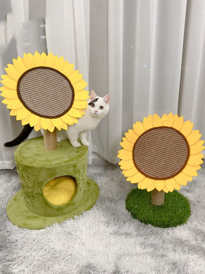 Gadget Gerbil Sunflower Cat Scratching Post