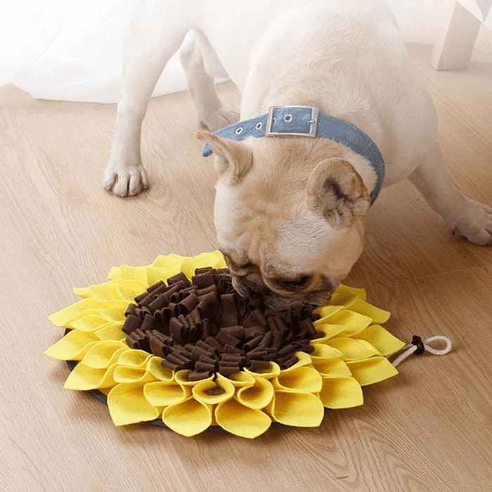 Gadget Gerbil Sunflower Shaped Dog Snuffle Mat