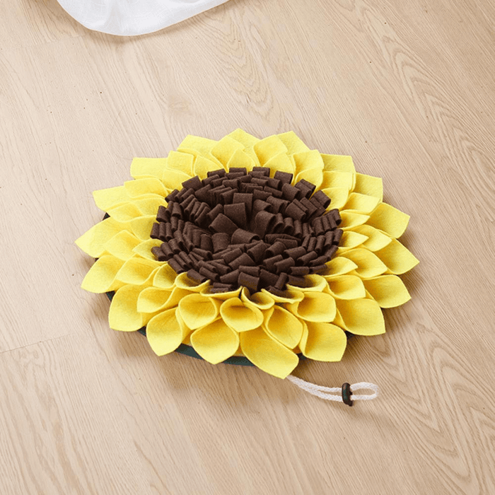 Gadget Gerbil Sunflower Shaped Dog Snuffle Mat
