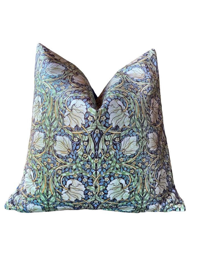 William Morris "Pimpernel" Dark Blue and Green Velvet Pillow Cover - Annabel Bleu